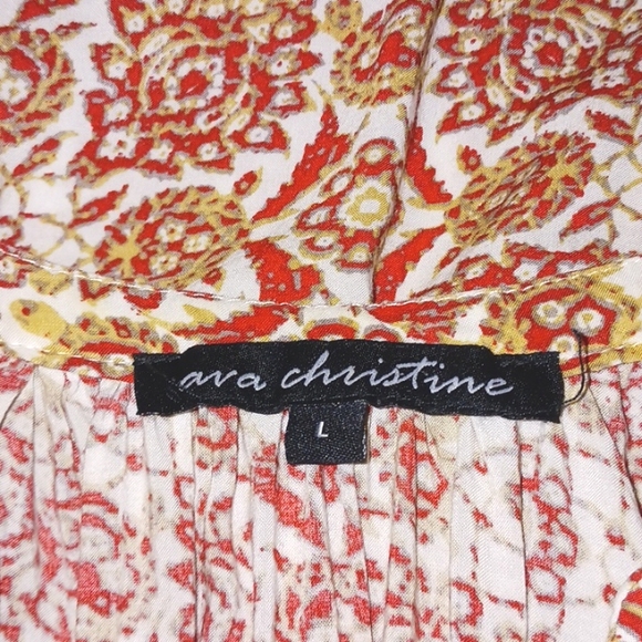 Ava Christine "Batik Design" Peasant Style Blouse in Size Large (100% Rayon) - Picture 4 of 7